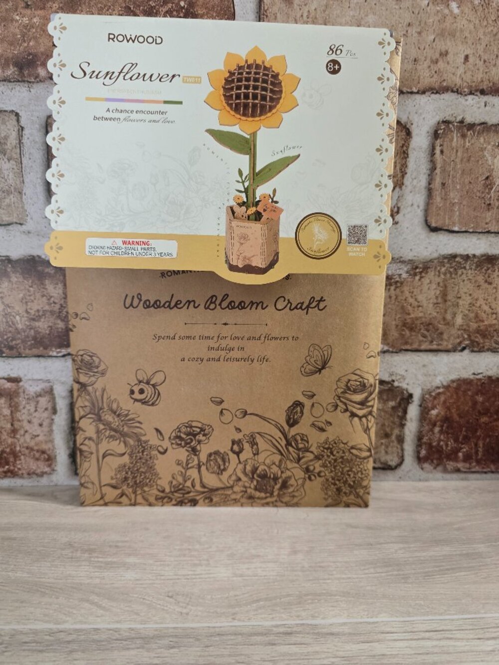 ROWOOD  Sunflower Wooden Bloom Craft 86 Pieces - New
